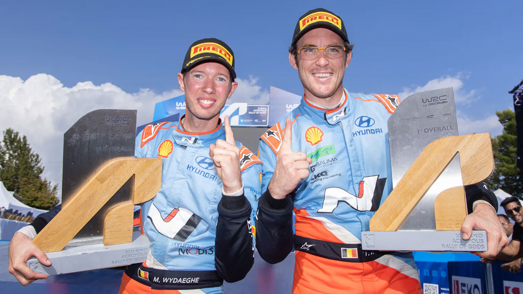 Neuville y Wydaeghe&nbsp;celebrando 